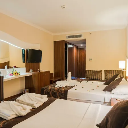Throne & Hotel
